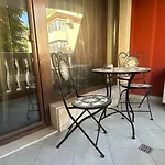 Luxury Antique Апартамент *